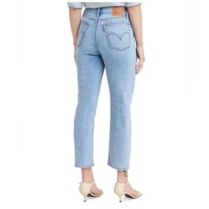 Levi’s Wedgie Straight-Leg High Rise Cropped Jeans